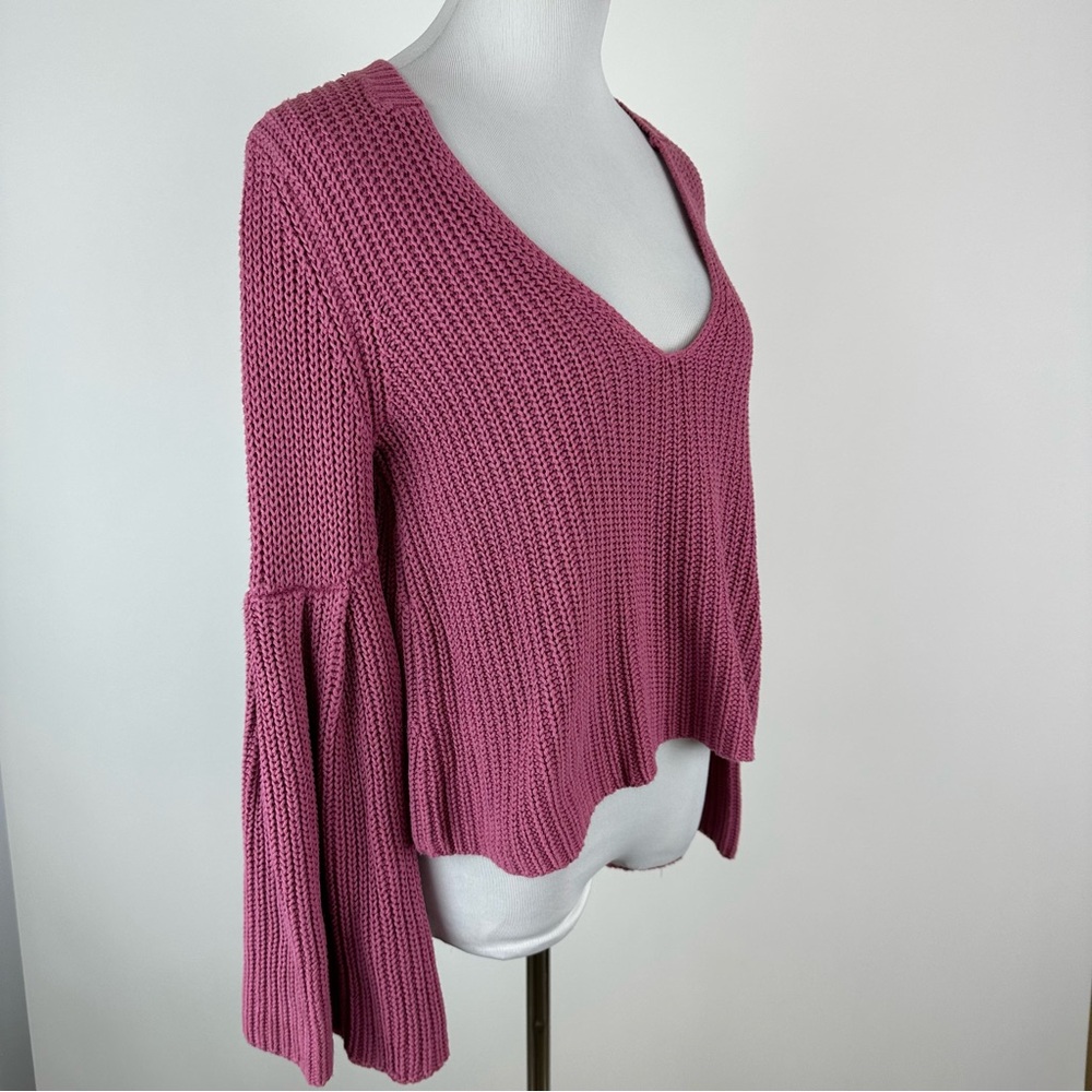Free People Damsel Pink Bell Sleeve V Neck Sweater Size XS - Picture 3 of 6